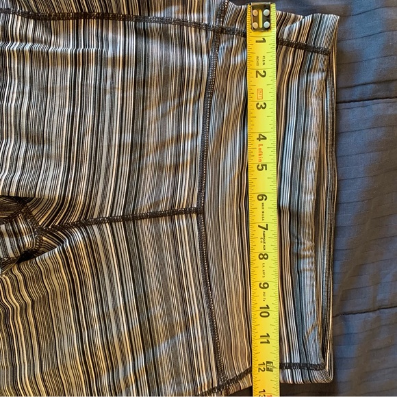 Vintage Athleta Striped Grey Leggings Size S - Picture 4 of 9